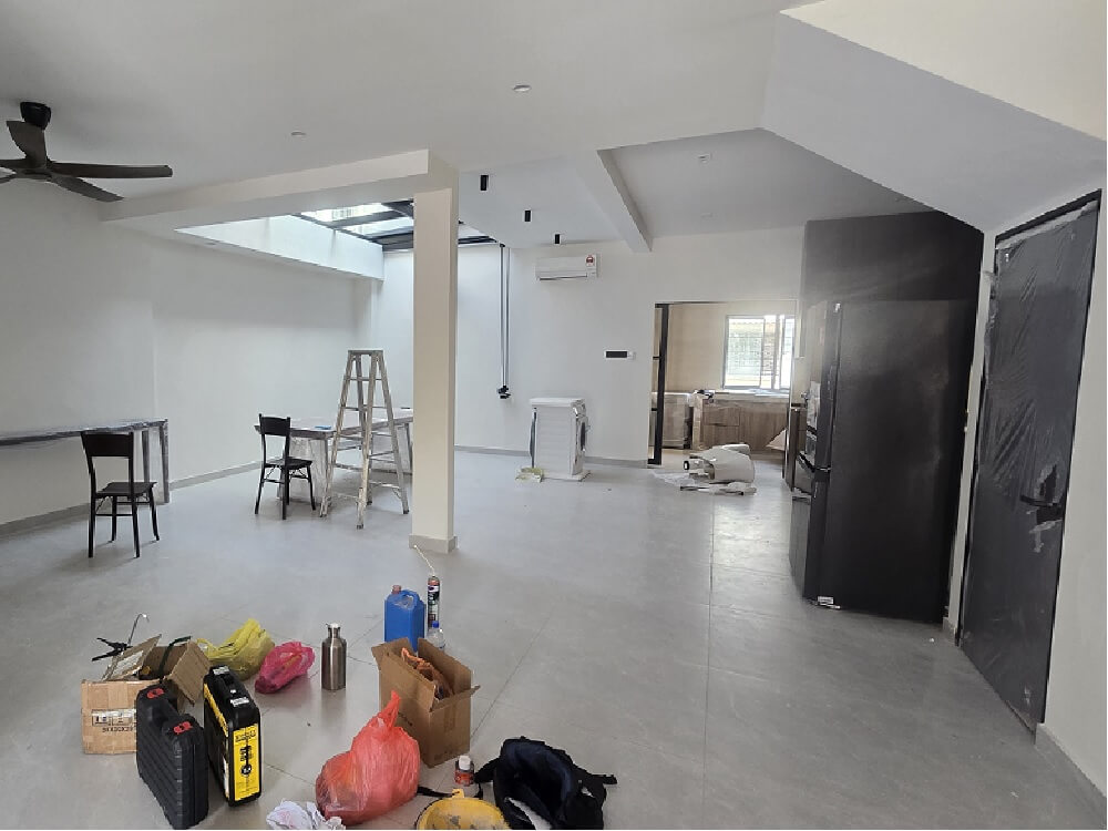 open void above dining area