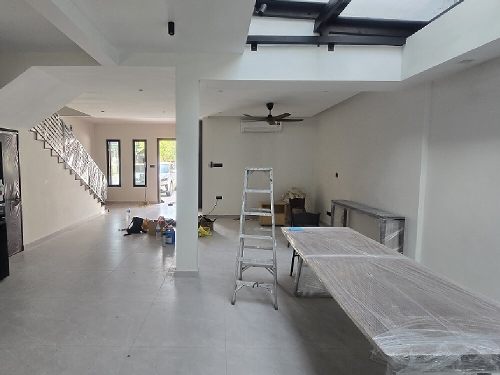 open void above dining area